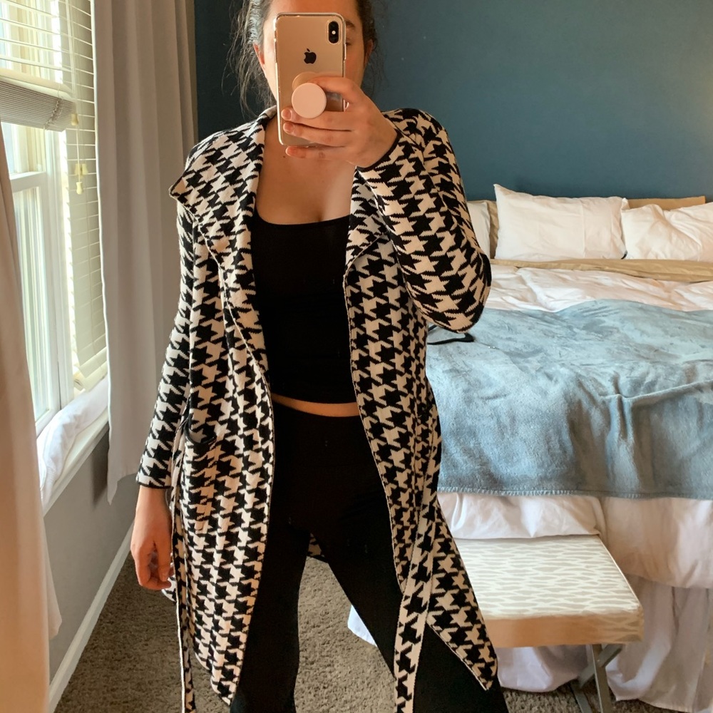 Akira Herringbone duster with tie